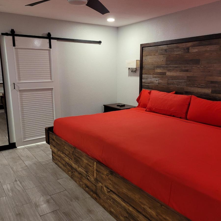 Pinetop Studio Suites Exteriör bild