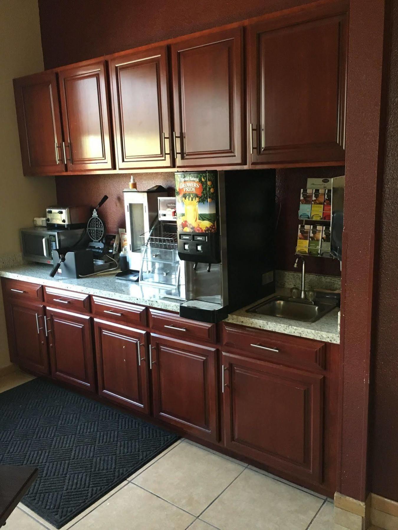 Pinetop Studio Suites Exteriör bild